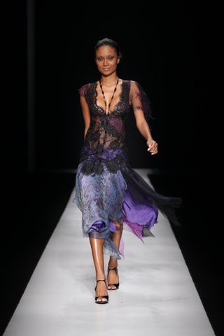 Illustration for article titled Colorful, Captivating Clothes At Arise Africa Fashion Week